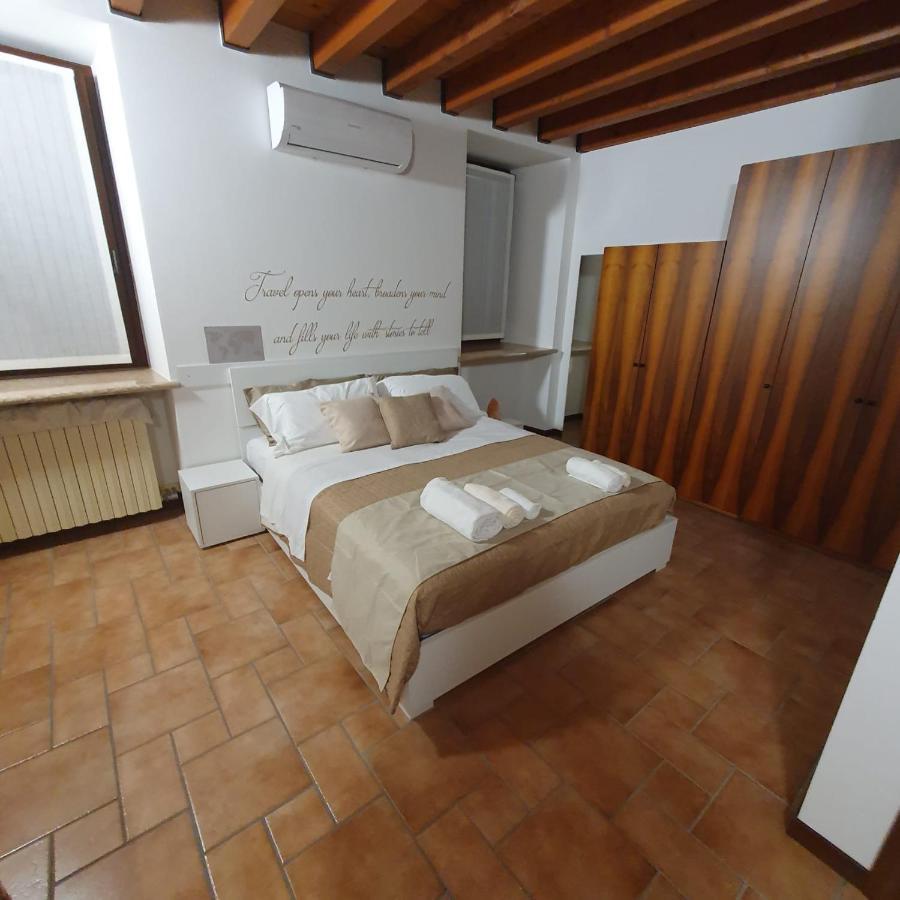 Gesuitirooms Sona Exteriér fotografie